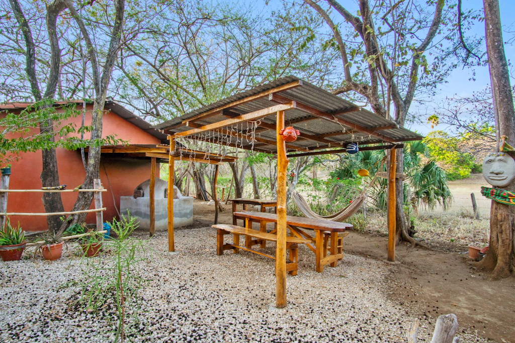casa-teal-playa-junquillal-tamarindo-surf-beach-nightlife-real-estate-investment-vacation-residence-retirement-property
