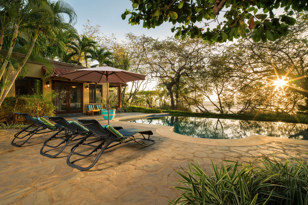 casa-de-luz-tamarindo-surf-beach-nightlife-real-estate-investment-vacation-residence-retirement-property