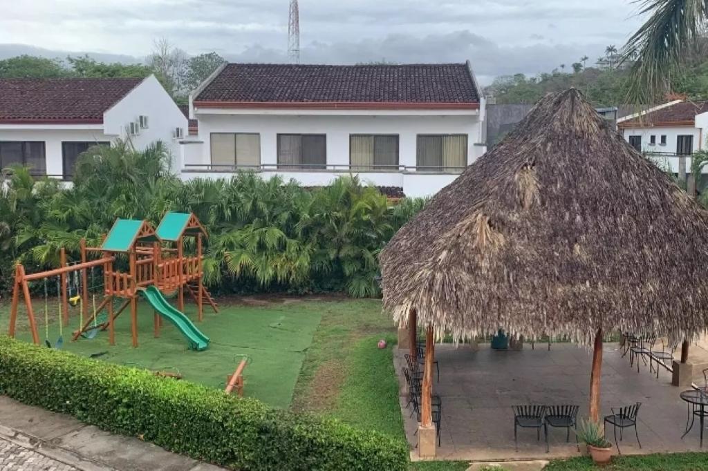el-sandal-townhouse-tamarindo-costa-rica-real-estate