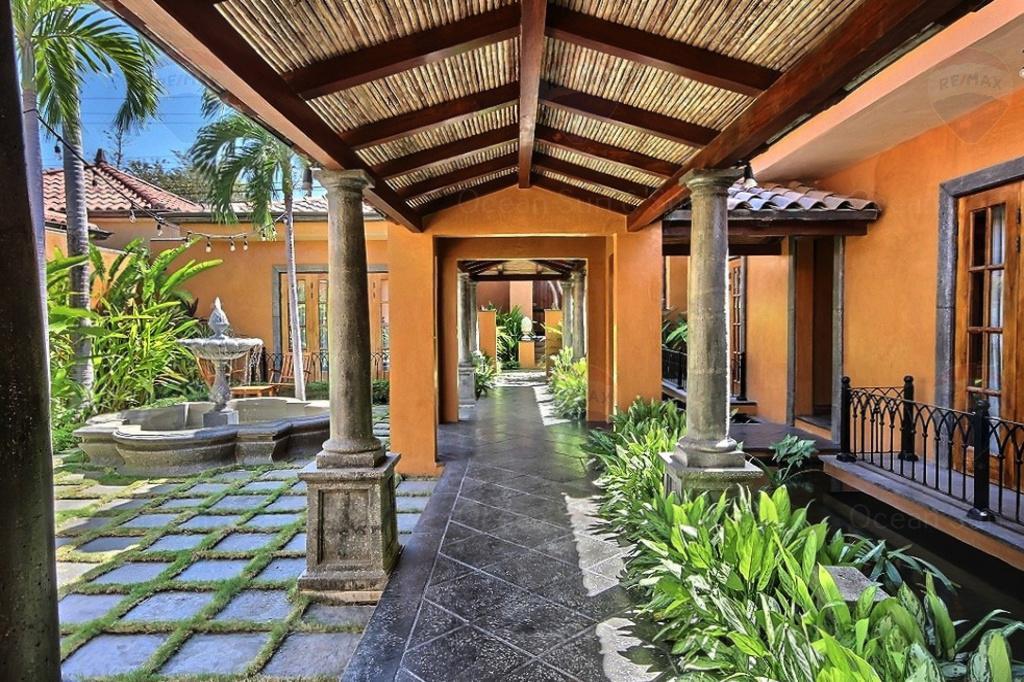 Casa Bendita, oceanfront villa, Playa Langosta, Costa Rica