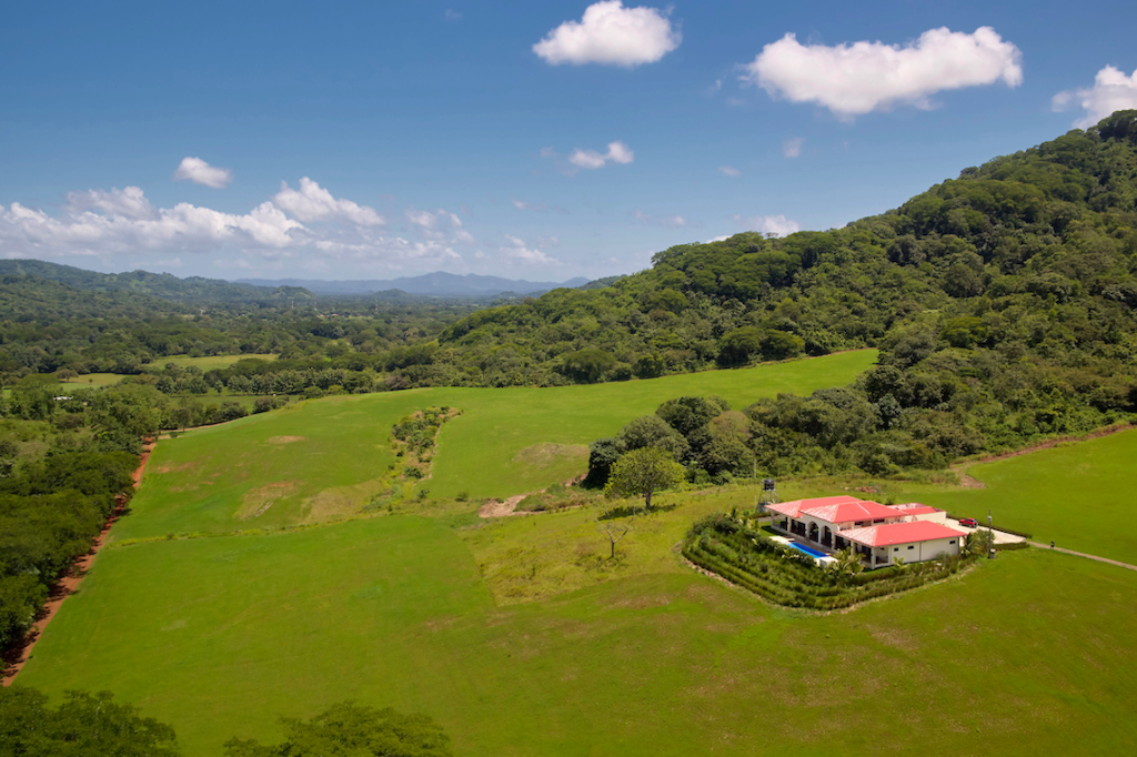 playa-junquilal-estate-ranch-hacienda-living-tamarindo-guanacaste-costa-rica-retirement-property-vacation-residence-real-estate-investment