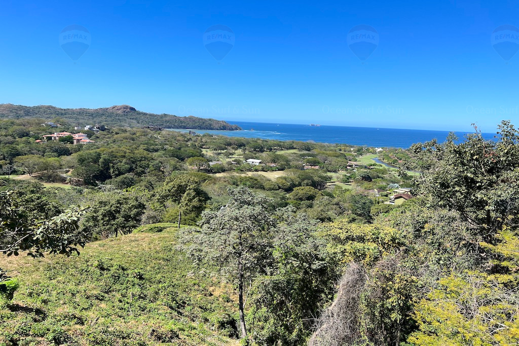Cocobolo-lots-ocean-views-reserva-conchal