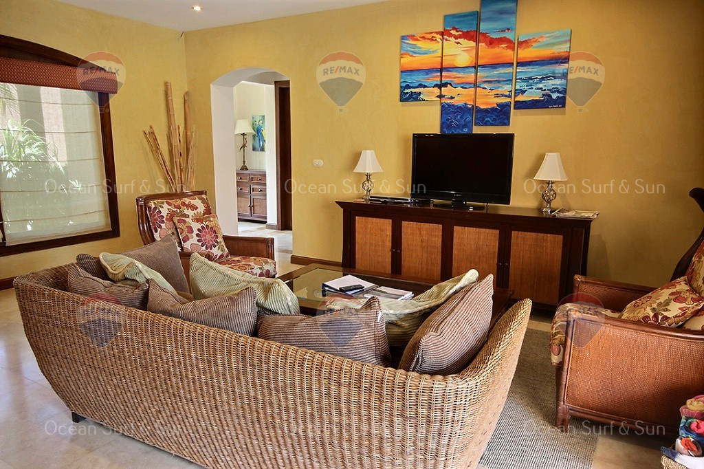Casa-santosha-three-bedroom-home-pool-playa-langosta