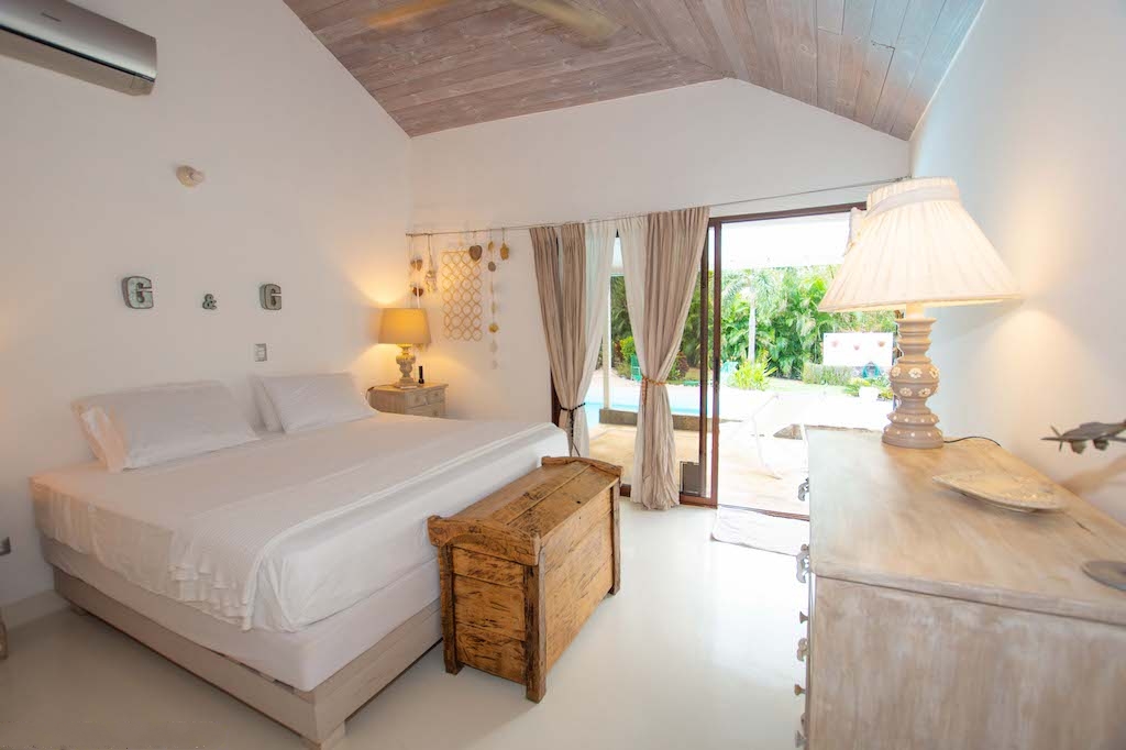 casa-tiberio-tamarindo-surf-beach-nightlife-real-estate-investment-vacation-residence-retirement-property