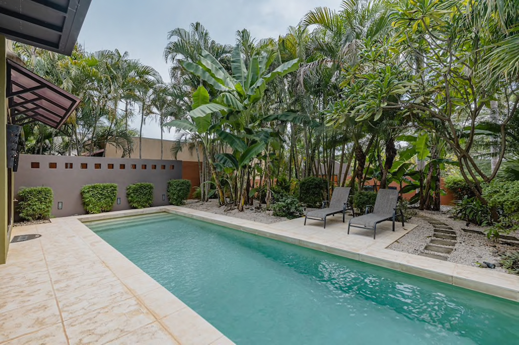 casa-zen-tropical-and-modern-villa-in-playa-tamarindo