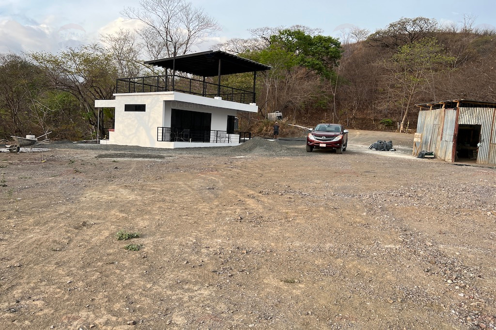 1.5-Acre-Property-Huacas