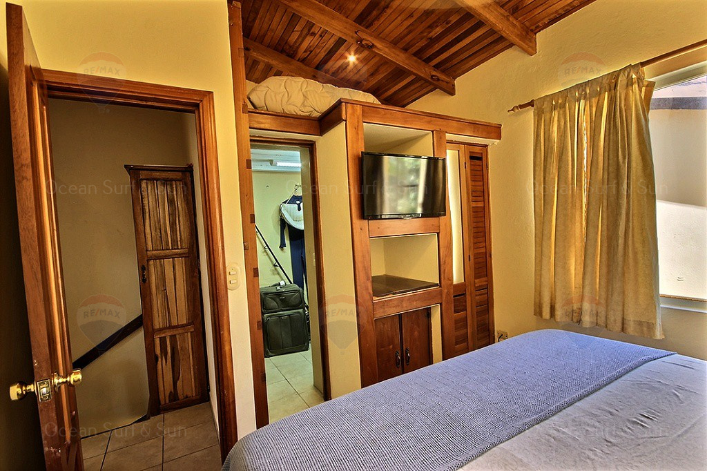 Sand-dollar-unit-four-rental-investment-vacation-residence-retirement-property-playa-tamarindo-surf-guanacaste-costa-rica