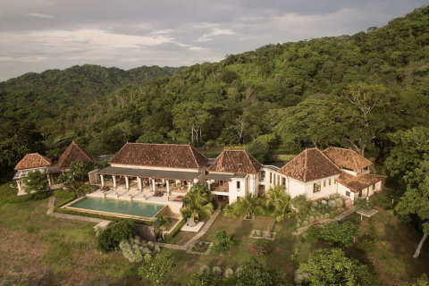 casa-bali-sueño-canafistula-27-de-abril-costa-rica